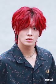 유타) is a singer, rapper, and dancer, born in kadoma, osaka, japan on october 26, 1995. Nct S Yuta Blessed Everyone With A New Hairstyle And They Re Going Wild Over His Beauty Koreaboo