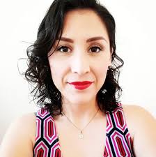 Dra. Andrea Macias Silva