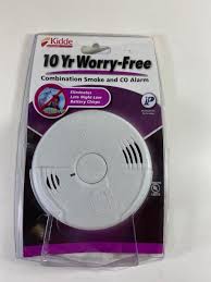 A simple carbon monoxide detector with only one button, this affordable co alarm is very easy to install and use. Kidde 21027454 10 Year Sealed Battery Smoke And Carbon Monoxide Detector Ebay