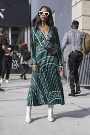 Looking for a knockout rehearsal dinner outfit for the night before your wedding? 20 Cute Fall 2020 Outfit Ideas What To Wear In Fall