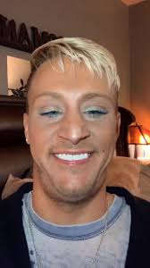 Shawn Dalton (@tnshawnhoney)’s videos with Lookin BLUE