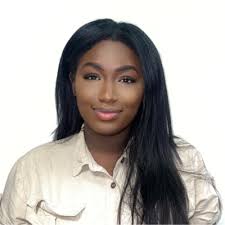 ✨ Une nouvelle étape dans ma carrière chez Apple ! ✨ Je suis très heureuse  de partager que j'évolue au poste d'Experte chez Apple. Ces dernières  années, j'ai eu la chance de