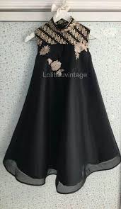 Anda bisa bermain dari sisi warna dan gaya dalam menciptakan penampilan yang mempesona. Lularoe Shirts In 2021 Batik Dress Modern Dress Batik Kombinasi Batik Dress