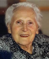 UITVAART VAN 'JEANNEKEN' LISSENS' Wij namen op 04 april afscheid van  Mevrouw Maria 'Jeanneke' Lissens, weduwe van de Heer François Verhelst (+  1999). Zij is geboren te Sint Gillis Dendermonde op 17