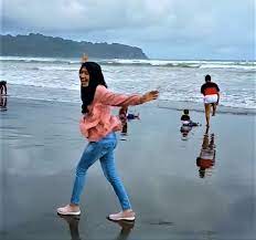 Click for follow us on. Terhipnotis Keindahan Pantai Jetis Di Timur Cilacap Indonesia Traveler