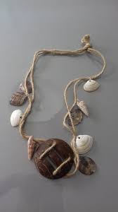 Kit de chasse au trésor koh lanta avec : Un Collier D Immunite De Koh Lanta Koh Lanta Anniversaire Koh Lanta Anniversaire Ado