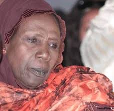 Werekaan - Khar Mbaye Madiaga : La Diva de Rufisque Née dans une famille de  griots, Khar Mbaye Madiaga a grandi dans un environnement où la musique et  la transmission orale occupaient