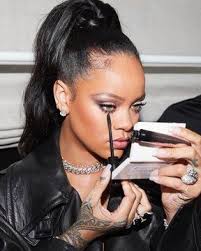 Thank you #lornasimpson & the whole crew: Rihanna March 2020 In 2020 Fotografie