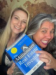 126: Becoming A Millionaire Real Estate Investor — Lori Alvarez and Team