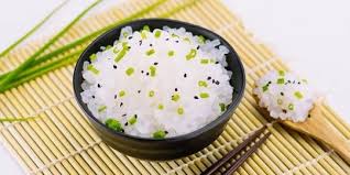 Ia mengandungi kalori nasi putih agak berat dimana tidak sesuai dimakan dalam kadar yang banyak sekiranya anda ingin mengamalkan diet. Perut Buncit Selama Psbb Coba 14 Makanan Ini Sebagai Alternatif Nasi Merdeka Com