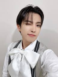 ͟͟͞͞➳❥ Hongjoong ATEEZ