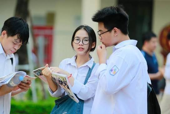 Thi lớp 10 Hà Nội: 9 mốc thời gian quan trọng "sĩ tử" cần nắm rõ