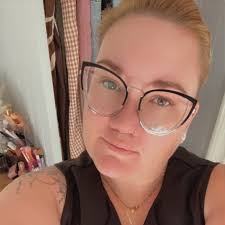 Sarah Toovey in people