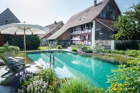 Der einfluss des coronavirus auf die gesellschaft, die wirtschaft und das leben ist immens. Garten Des Jahres Grimm Fur Garten Naturpools Und Landschaftsbau