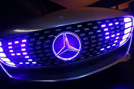 Mercedes Benz Plans To Establish Driverless Limo Service Mercedes Mercedes Benz Benz