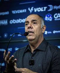 Marcos Braz se reúne com investidor e negocia ida para novo clube brasileiro