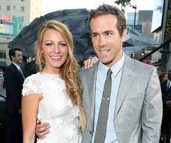 Blake ellender lively is an american actress. Blake Lively Height Weight Age Spouse Family Facts Biography