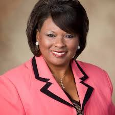 Miranda Beard's Instagram, Twitter & Facebook