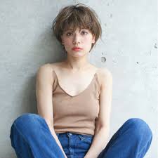 hair ヘアー はスタイリスト モデルが発信するヘアスタイルを中心に トレンド情報が集まるサイトです 20万枚以上のヘアスナップから髪型 ヘアアレンジをチェックしたり ファッション メイク ネイル 恋愛の最新まとめが見つかります ショートヘア 女の子 美