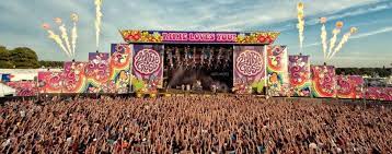 Jos is getting ready for the show on this hot summer day!@zwartecross@brittdenoord #zwartecross #hotsummerdays. Zwarte Cross Festival 2020 In Lievelde Netherlands Festivall