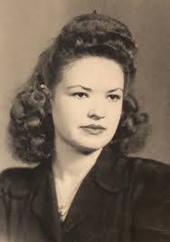 Loree Armstrong's Instagram, Twitter & Facebook