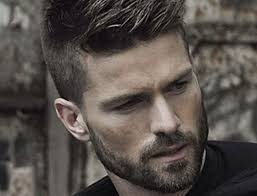 Cheveux courts avec une barbe, taillés. Comment Bien Tailler Et Entretenir Une Barbe De 3 Jours Avec Un Rasoir Coupe Choux Les Bridgets