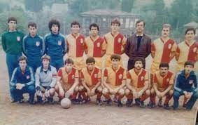 İstiklal marşı üzerinden galatasaray'a gelen eleştirilere tepki gösteren behzat uygur, diyorlar ki, galatasaraylı 11 futbolcu i̇stiklal marşını okuyamaz. Behzat Uygur Na Twitteru Galatasaray Amator O Gun Yedekteyim Ama Maca Hazirim Murat Ozari 11 De Levent Nazifoglu Kulubede Yanimda