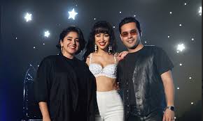 She is also many other things like, gorgeous, funny, and will help you in any way they can. Noemi Gonzalez Talks About Being Part Of Selena The Series Exclusive