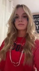 Taryn Hughes's Instagram, Twitter & Facebook