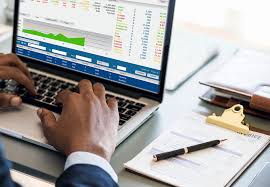 A master of finance degree has become more important than ever for the ambitious individual working in the field of finance. Accounting Vs Finance Which Master S Degree Is Right For You