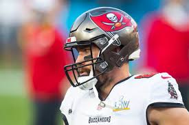 (born july 10, 1988) is an american football wide receiver who is a free agent. O08 Ouebvvmm