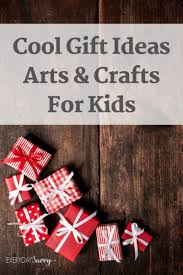It's not always easy coming up with ideas to keep the hands of our teens busy, so i spent some time gathering some that i thought would set most on the right course. Great Gifts For Boys And Girls Who Love Art Art Kits For Kids Everyday Savvy