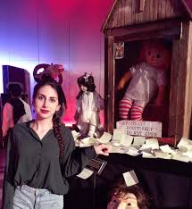 Annabelle is an allegedly haunted raggedy ann doll, housed in the occult museum of the paranormal investigators ed and lorraine warren. I Met The Real Annabelle Doll Oddlyterrifying