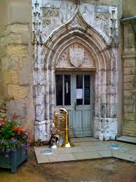 Entree Du Palais Jacques D Amboise Siege De La Mairie De Cluny Jour De 14 Juillet Cluny France Mairie France