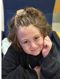 Emily Butt's Instagram, Twitter & Facebook