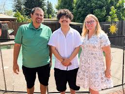 Rohnert Park teen graduates high school 8 years after his life was saved