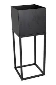 Blumenstander Metall Quadratisch Mit Gestell Schwarz Blumenstander Metall Blumentopf Hoch Grosse Blumentopfe