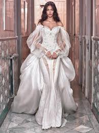 We did not find results for: Wer Hatte Gedacht Dass Brautkleider Mit Puffarmel Ein Comeback Machen Hochzeit Um 3