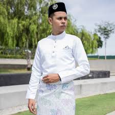 Model baju pengantin melayu modern, baju pengantin melayu deli. Songket Baju Prices And Promotions Aug 2021 Shopee Malaysia
