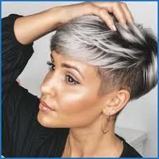 90 classy and simple short hairstyles for women over 50. Frisuren 2020 Frauen Kurz Blond Kurzhaarfrisuren Kurzhaarschnitte Frisuren Kurz