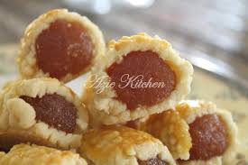 Masukkan bahan b dan kikir dengan baik. Tat Nenas Gebu Azie Kitchen