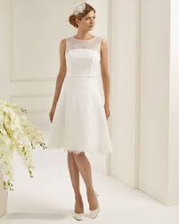 Check spelling or type a new query. Kurze Brautkleider Fur Die Selbstbewusste Braut Brautmoden Boos