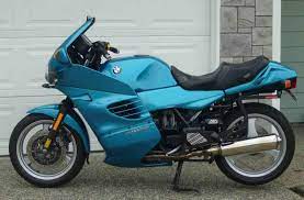 I admit that i kind of ignored bmw's kl 100 rs when it first went on show at cologne last year. 1993 Bmw K1100rs