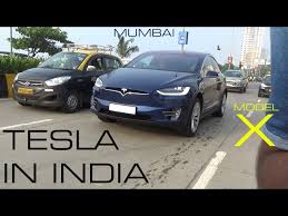 The model is expected to be priced at rs 55 lakh. Tesla Model X 90d à¤® à¤¬à¤ˆ à¤• à¤¸à¤¡ à¤• à¤ªà¤° à¤¦ à¤– à¤œ à¤¨ à¤ à¤• à¤¸à¤¨ à¤–à¤° à¤¦ à¤¹ à¤¯ à¤• à¤° Tesla Model X 90d Seen On The Streets Of Mumbai Know Who Bought This Car