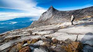 Organisasi kesehatan dunia (who) akhirnya menemukan jawaban dari mana pandemi virus corona berasal, meskipun asal usul corona belum diumumkan secara lengkap. Tips Mendaki Gunung Kinabalu Gunung Tertinggi Di Kalimantan Cocok Buat Petualang Suara Kalbar
