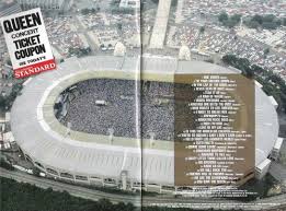 Queen's legendary wembley concert returns, complet e for the first time! Queen Live At Wembley Stadium The Show