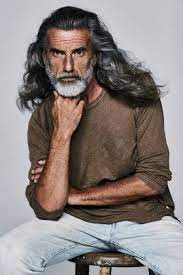 Silver Agence De Top Modeles De Plus De 40 Ans Paris Long Hair Styles Men Hair And Beard Styles Long Hair Styles