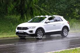 Discover the power of roc® skin care products that help visibly decrease wrinkles, fine lines, and other signs of aging with retinol and hexinol® technology. Facelifted 2022 Vw T Roc Spied Undisguised In R Line Spec Carscoops