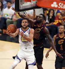 The warriors and the cleveland cavaliers have played 118 games in the regular season with 66 victories for the warriors and 52 for the cavaliers. Warriors In Full Dynasty Mode Sweep Cavaliers In N B A Finals The New York Times