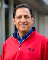 Sam Shehadeh's Instagram, Twitter & Facebook